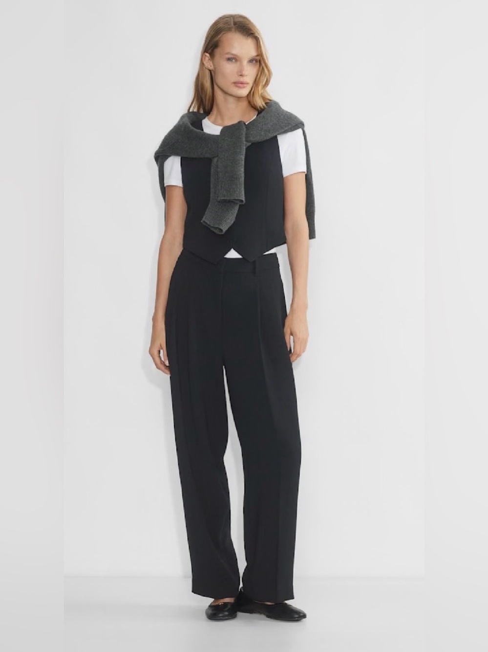 Aritzia Black Descend Pant